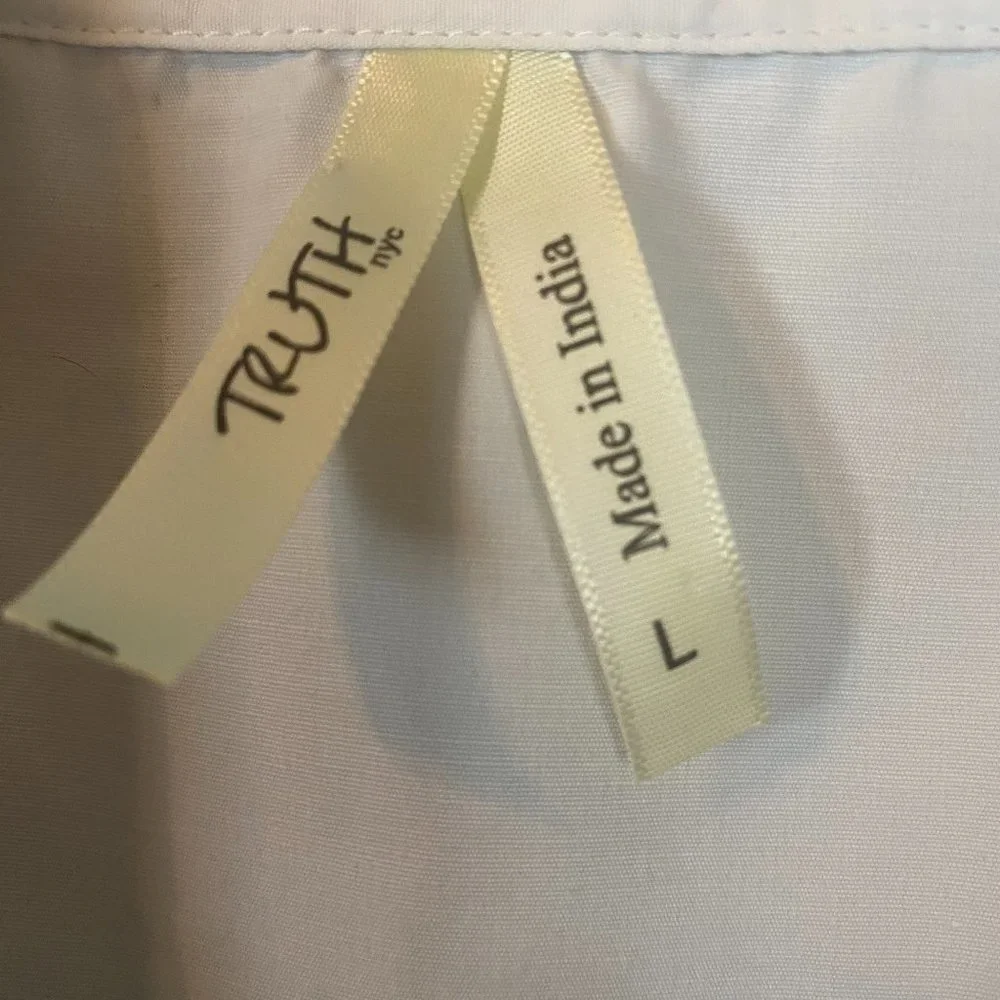 TRUTH NYC Long Sleeve White Tie Front Blouse, Size L. - Picture 10 of 10